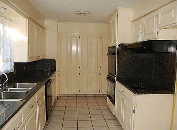 4th image of 6309 Kingswood Dr
