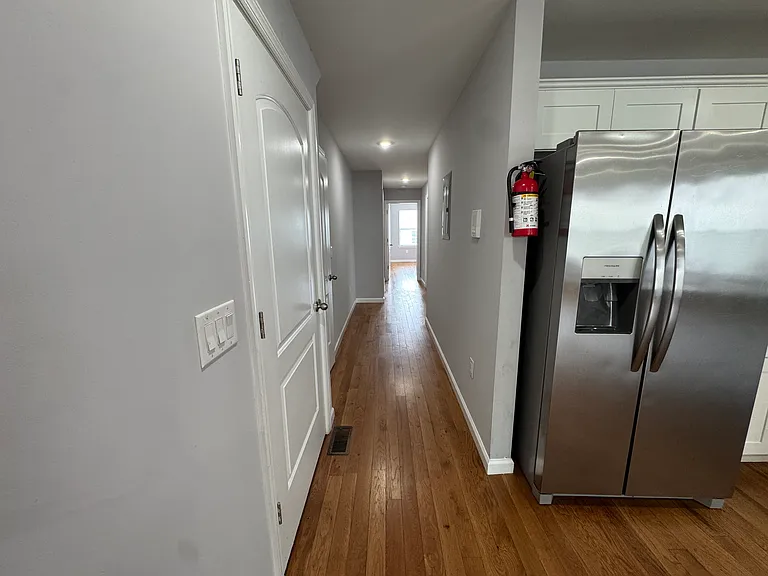 301 N 13th St #1 — Photo 13