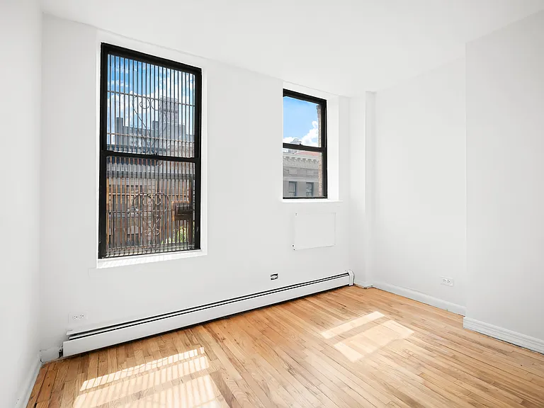 103 W 105th St #5A — Photo 6