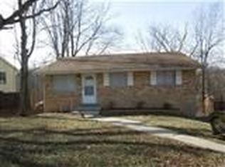 8957 Pippin Rd, Cincinnati, OH 45251