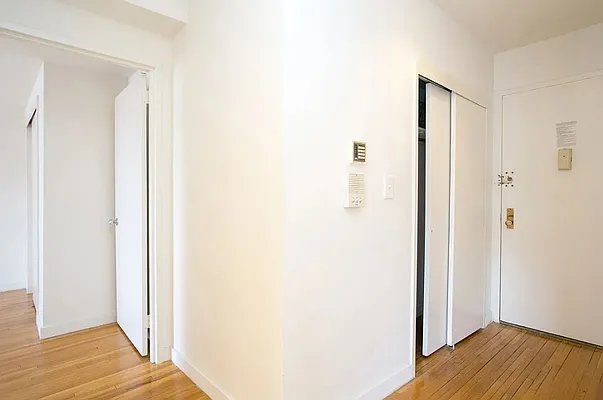 Rented by MNS | media 7