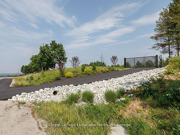 4th image of 2923 County Road 124 Rd