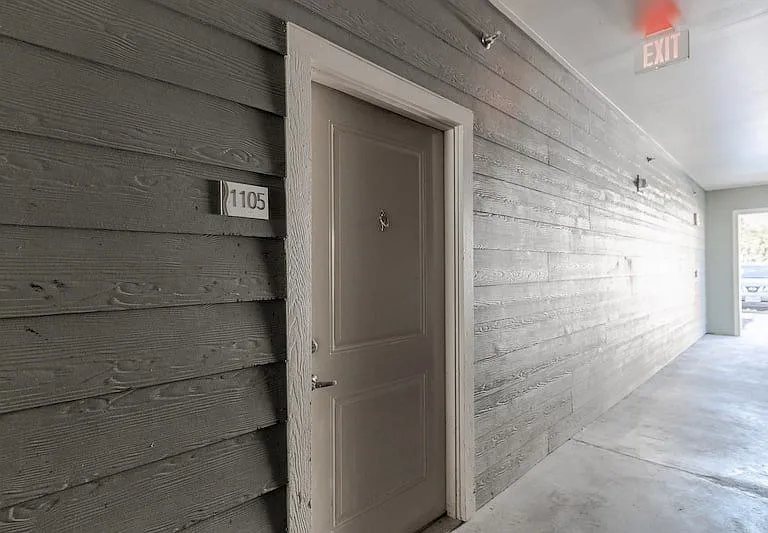 516 N Pierce St #516 — Photo 2