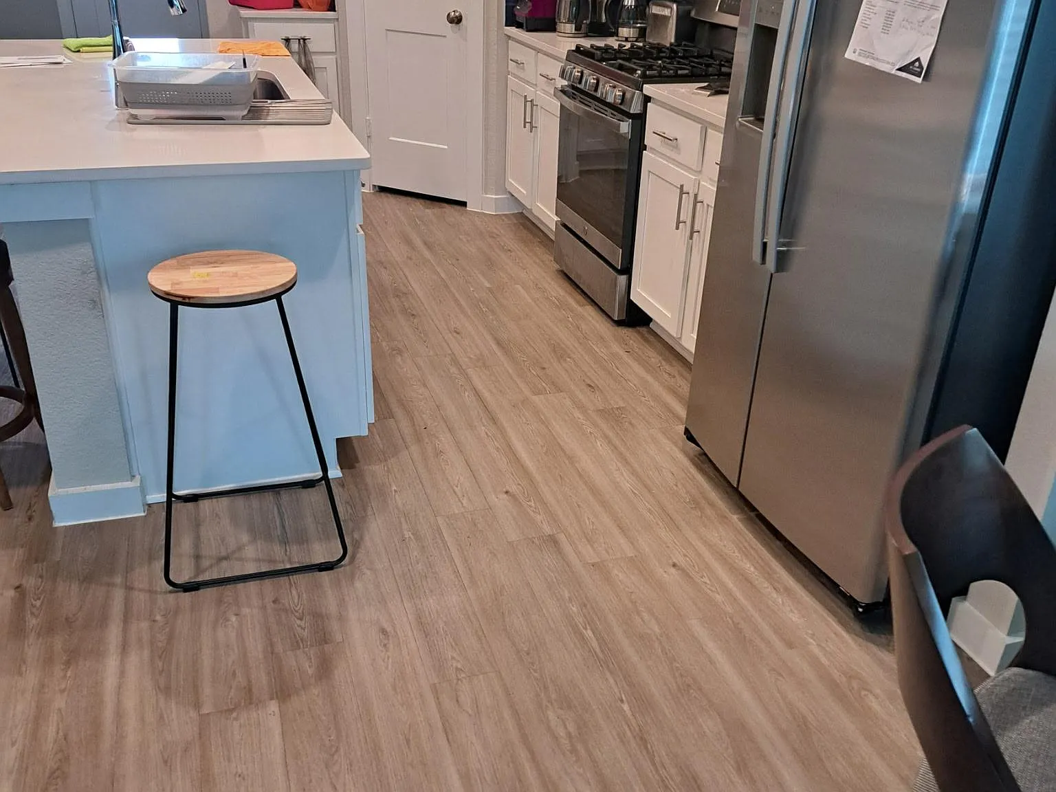 2 bed, 1.0 bath, 100 sqft, $1,044 — Photo 3