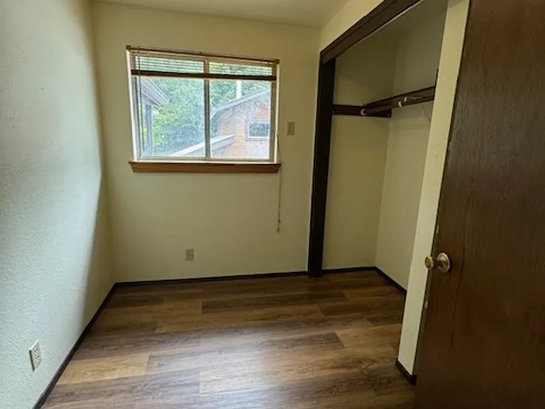 2437 Ridgewood Dr — Photo 41