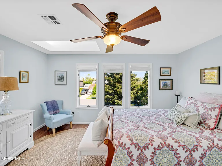 200A Beacon Blvd — Photo 20