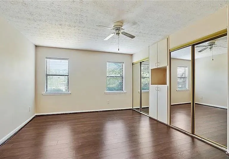 76 Sandalwood Cir — Photo 12