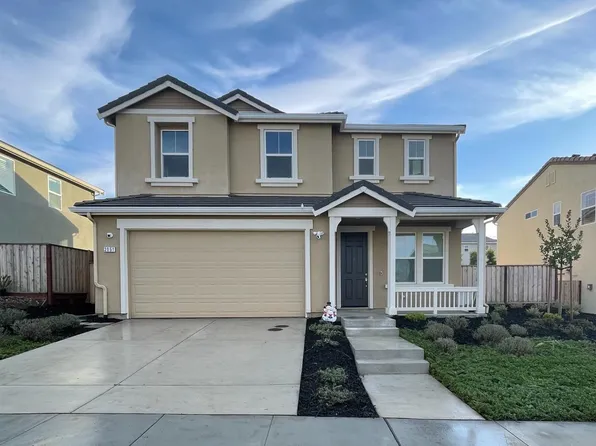 2051 Camden St, Hollister, CA 95023