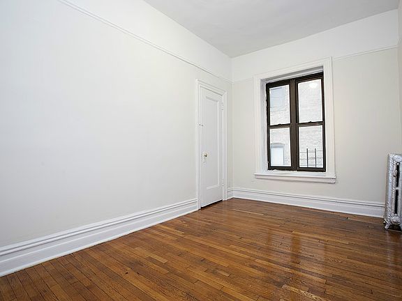 5th image of 51 Tiemann Pl #10