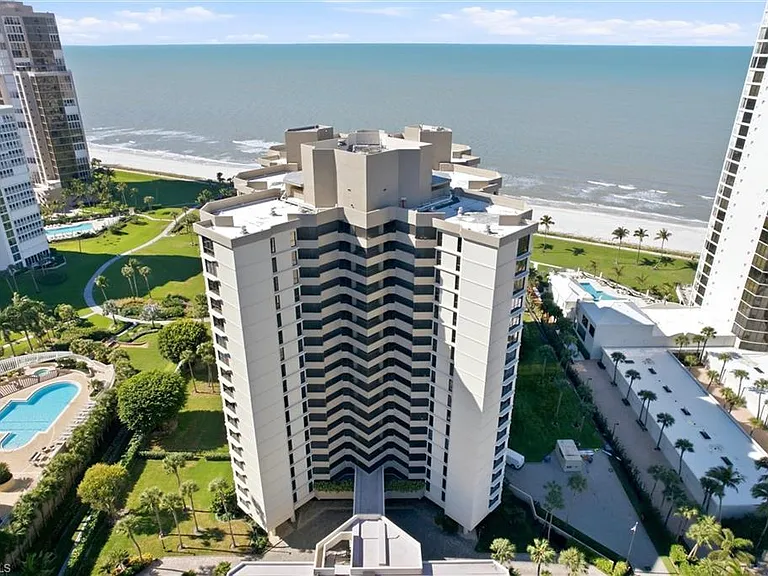 4551 Gulf Shore Blvd N #1500 — Photo 44
