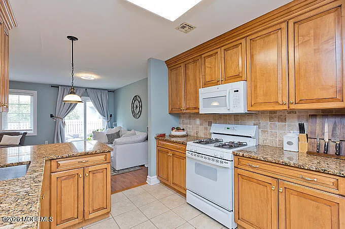 14 Gansett Ct — Photo 13
