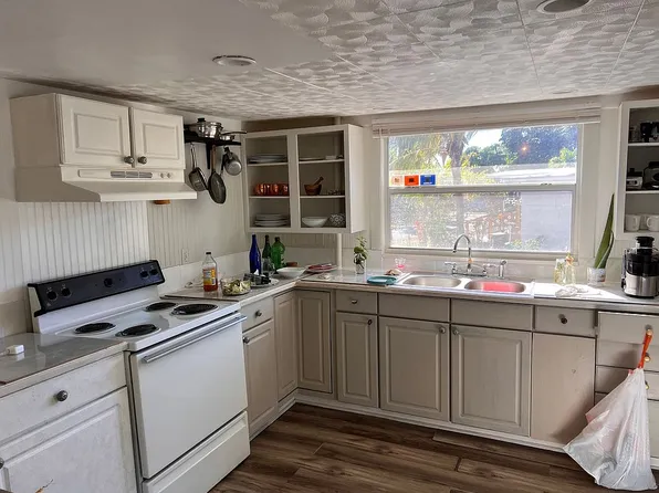 6360 NE 11th Ave #P8, Fort Lauderdale, FL 33334