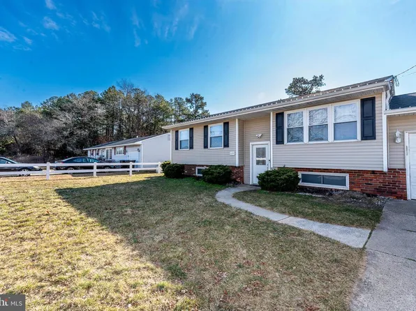 1207 Turnerville Rd, Pine Hill, NJ 08021