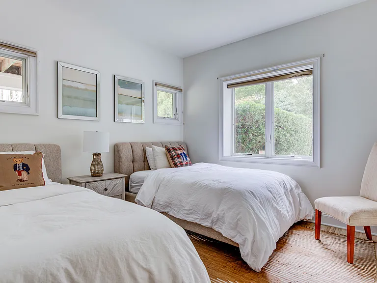 6 Little Ct — Photo 33