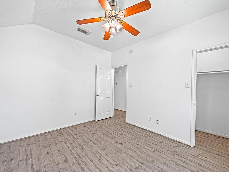 12918 Stratford Mill Ln — Photo 18