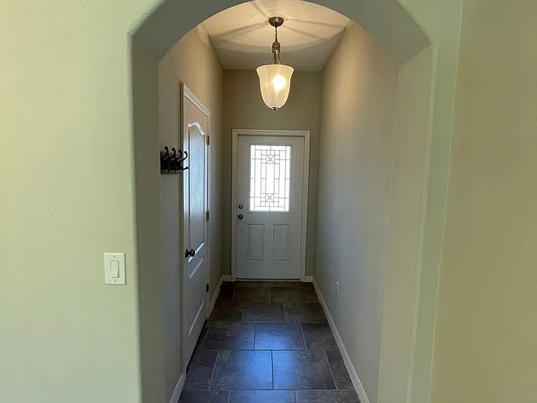207 Wentworth Grande Dr — Photo 4