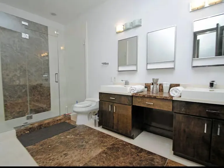 4118 Floyd St #A — Photo 11