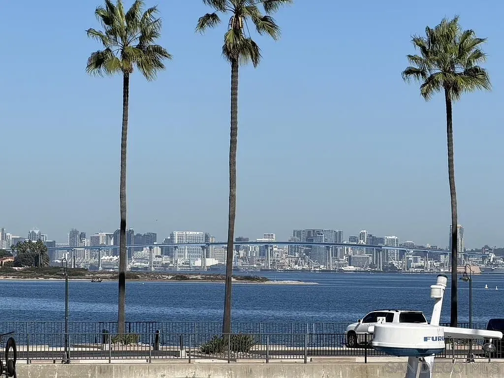 2 bed, 2.5 bath, 1471 sqft, $6,000 — Photo 1
