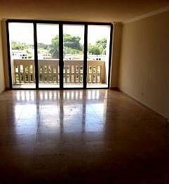 3rd image of 90 Edgewater Dr APT 523