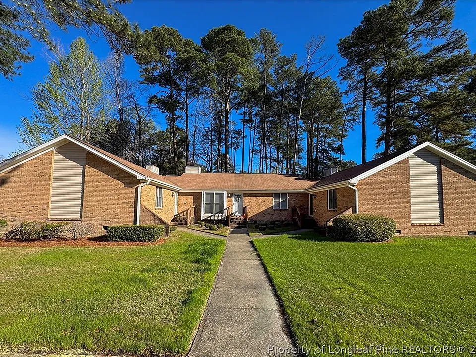 499 Coronation Dr