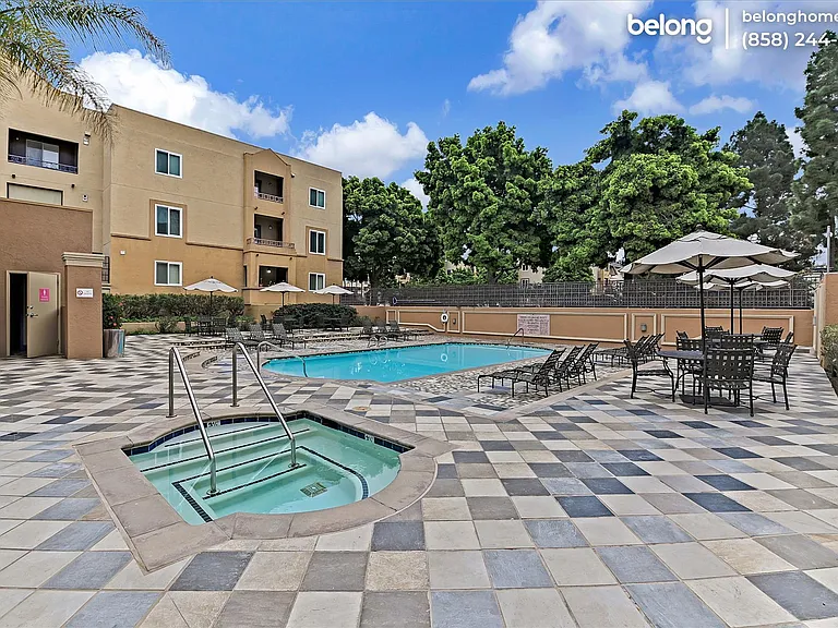 8889 Caminito Plaza Centro #7332 — Photo 24
