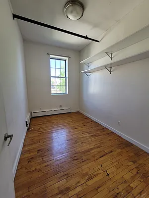 Rented by Garden Management | media 31