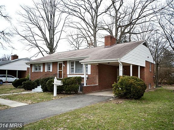 3rd image of 6703 Tahalla Dr