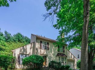 9309 Vineyard Haven Dr, Gaithersburg, MD 20886