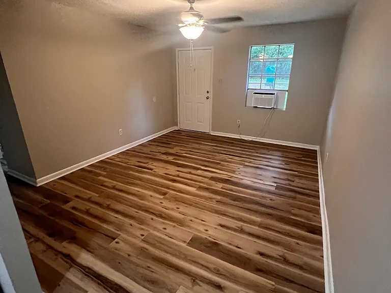 944 Rayburn Dr #A — Photo 10