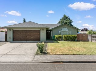 3244 Blackthorn Dr, Medford, OR 97504