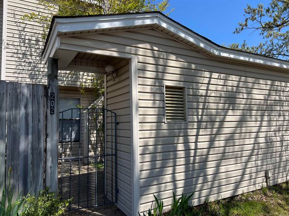 1 Shelby Rd #202, Sherwood, AR 72120