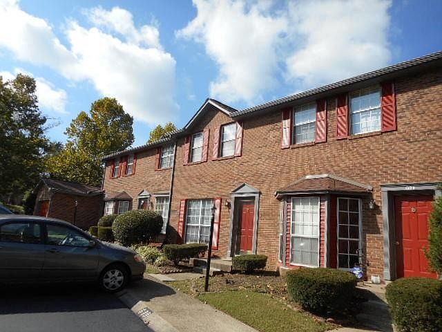 2nd image of 609 Hickory Glade Ct