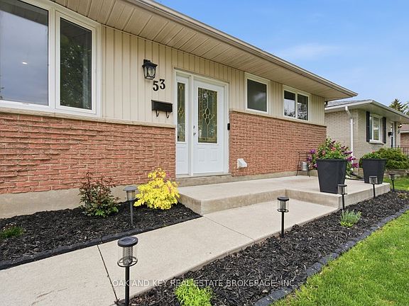2nd image of 53 Alayne Cres