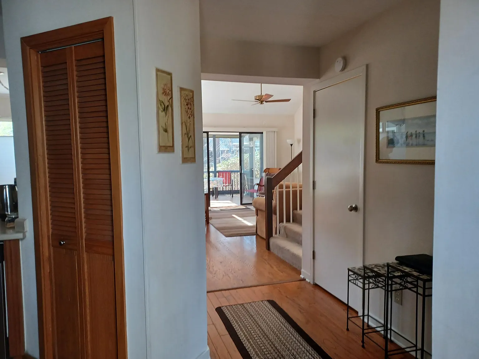 2 bed, 1354 sqft, $2,500 — Photo 2