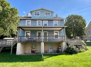 140 Chestnut Hill Dr, Parkesburg, PA 19365