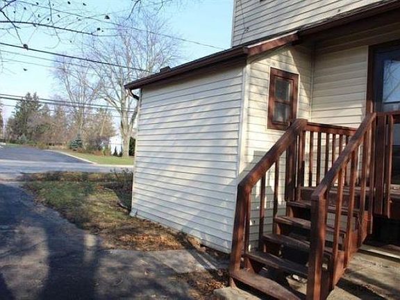2nd image of 5006 Ford St