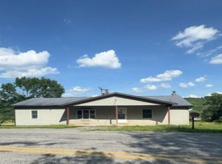 606 Elizabeth St, Coalport, PA 16627