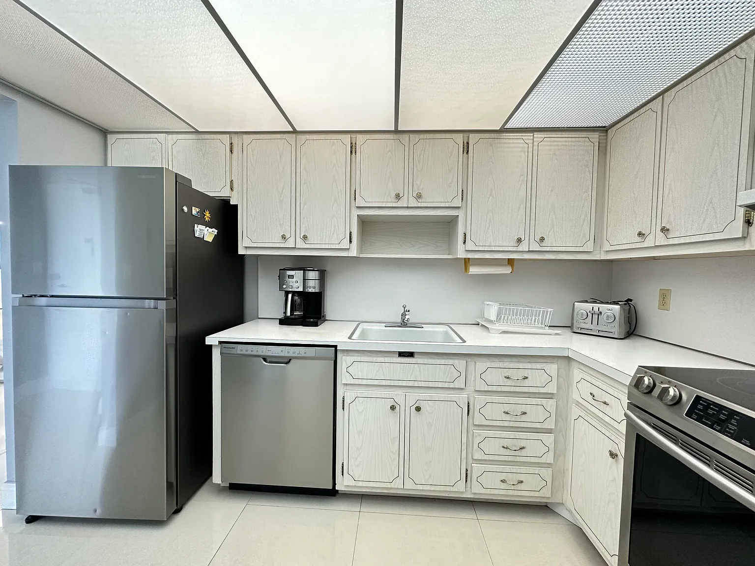1 bed, 1.5 bath, 870 sqft, $2,150 — Photo 4