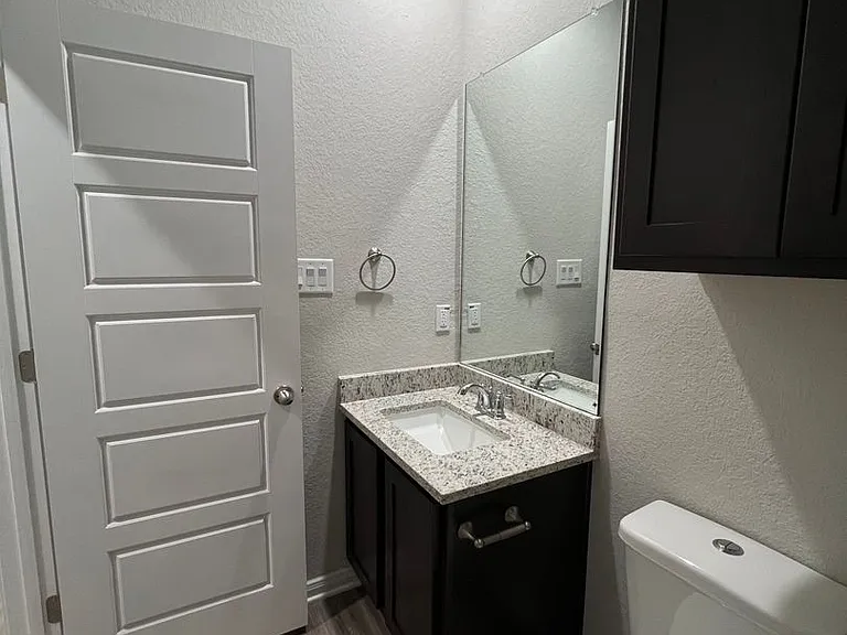 351 Emma Dr — Photo 12