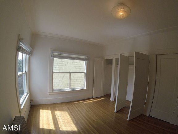 4th image of 105 21st Ave 4-unit 211050