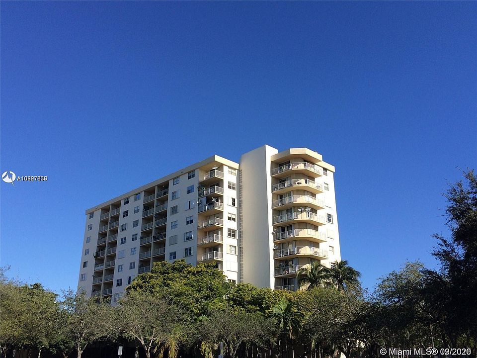 1st image of 6900 Bay Dr APT 11L