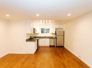804 N 43rd St, Seattle, WA 98103