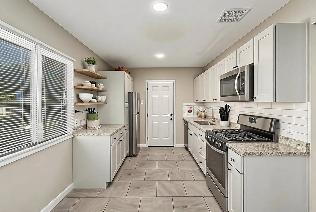 2 bed, 2.0 bath, 930 sqft, $1,699 — Photo 3