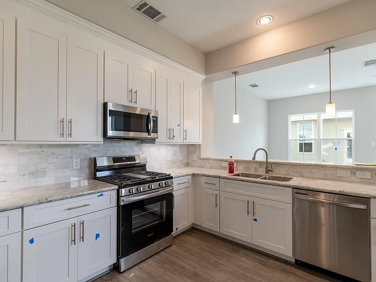 603 Link Rd #G — Photo 5