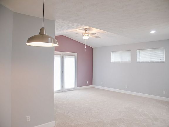 Dining Area / Living Rm 