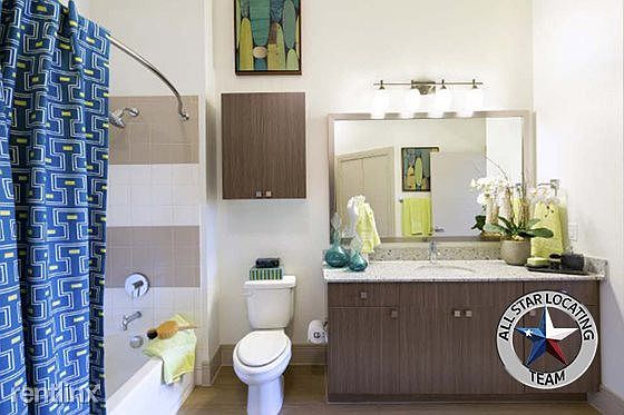 3rd image of 2711 S Lamar Blvd #3