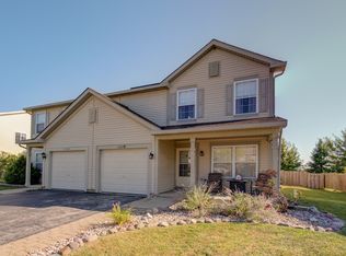 1118 Burns Ln, Minooka, IL 60447