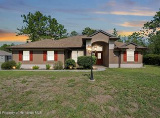 3 Bells Of Ireland Ct, Homosassa, FL 34446