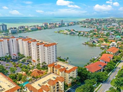 450 Launch CIR #303, Naples, FL, 34108