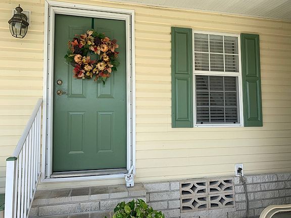 4th image of 129 Sago Palm Way #353
